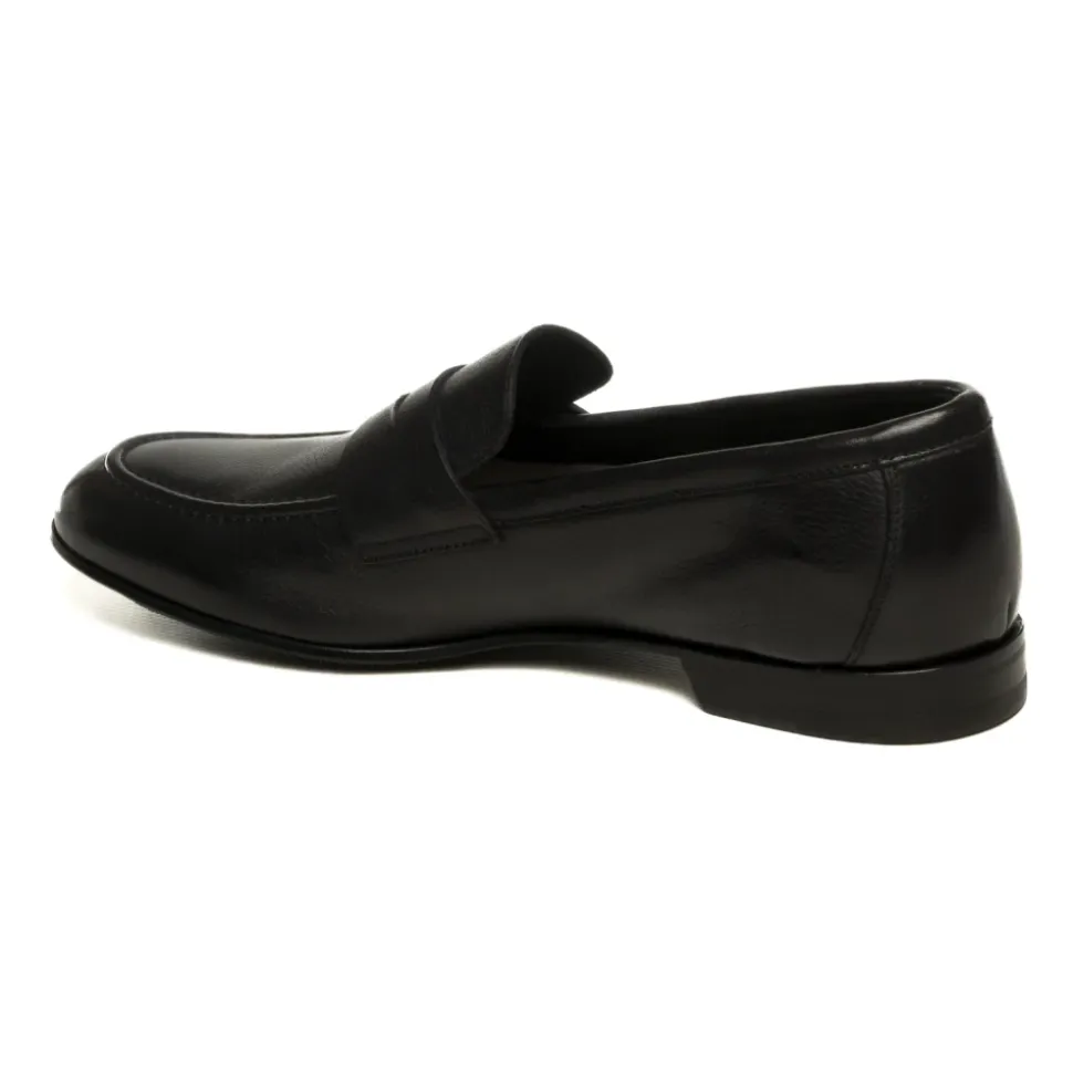 1101 Penny Loafer
