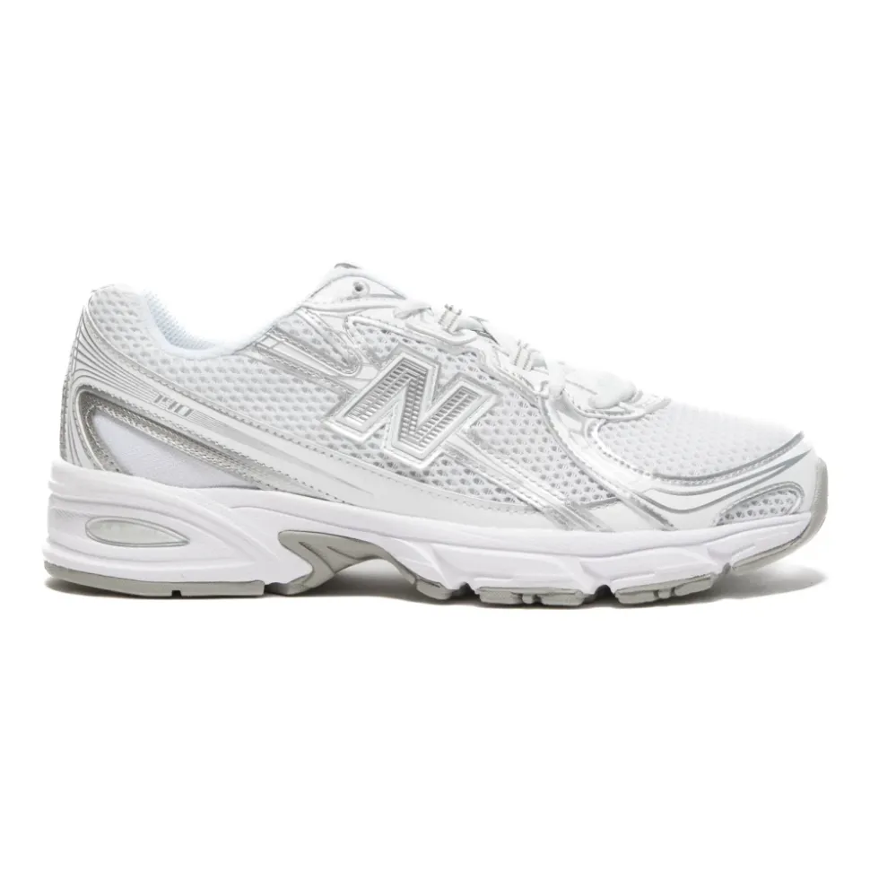 740 Sneaker