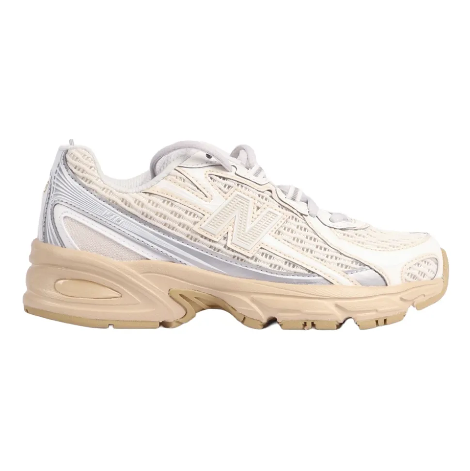 740 Sneaker