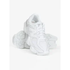 9060 Sneakers