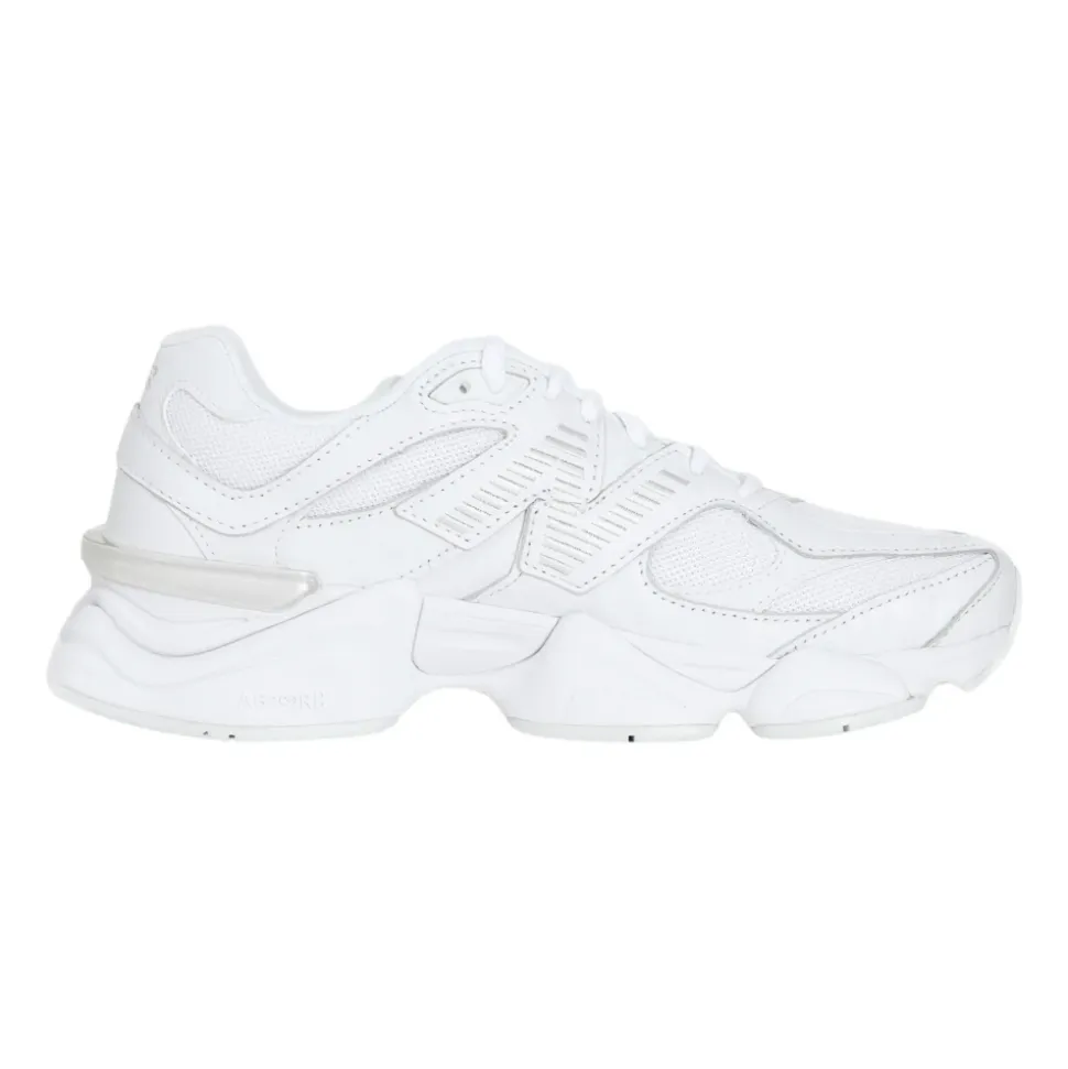 9060 Sneakers