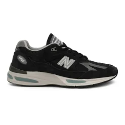 991 Sneakers