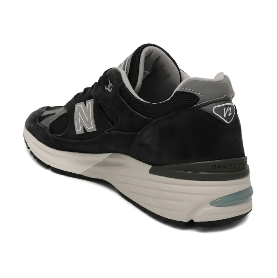 991 Sneakers