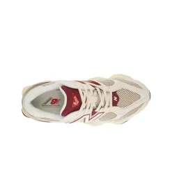 9060 Sneakers