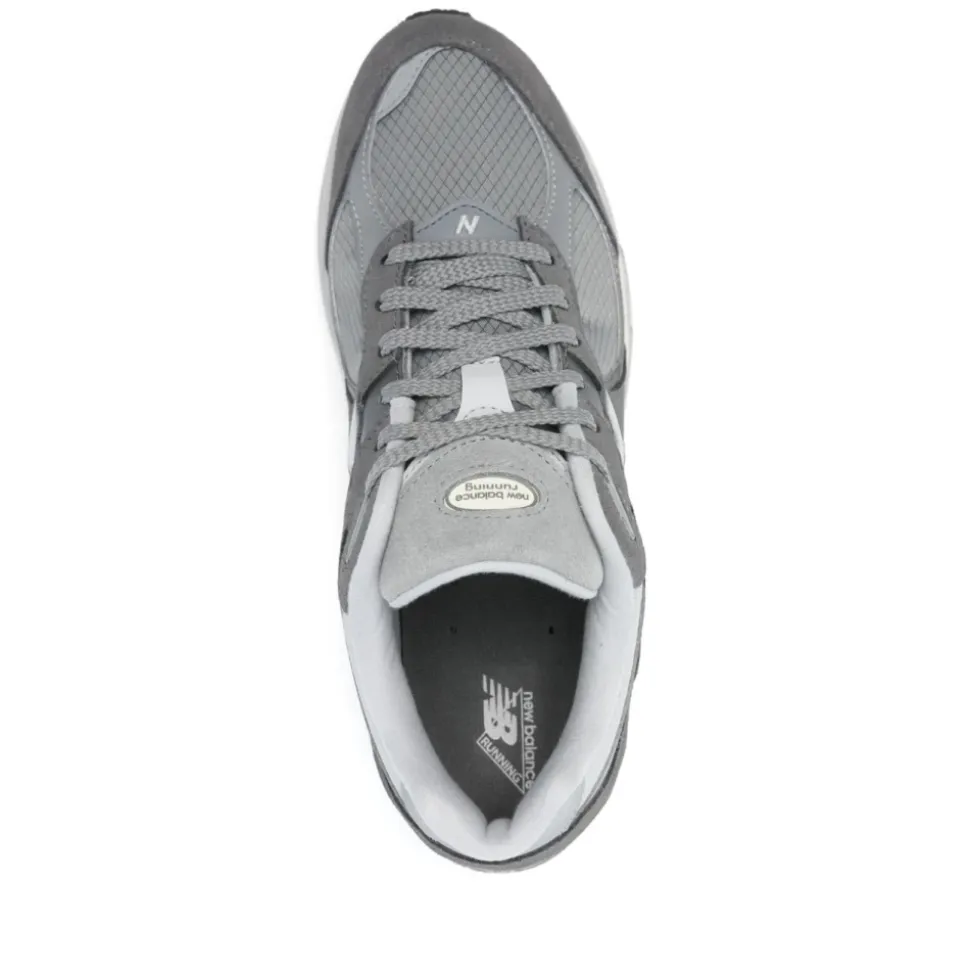 2002 Sneakers