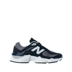9060 Sneakers