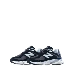 9060 Sneakers