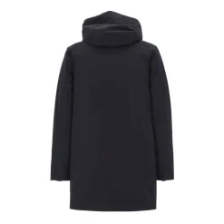 Cappotto con cappuccio e bottoni