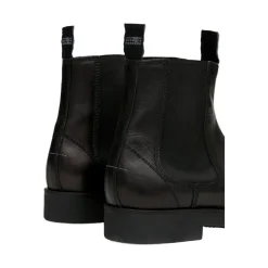 Chelsea Boot