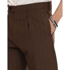 CHIAIA Chino