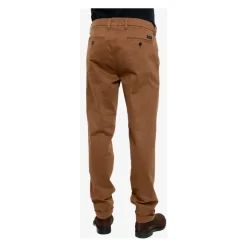 Chinos