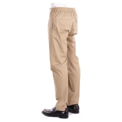 Chinos