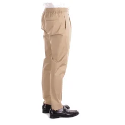 Chinos