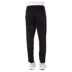 Chinos
