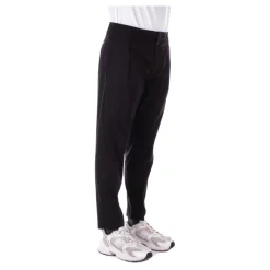 Chinos