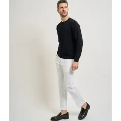 Chinos