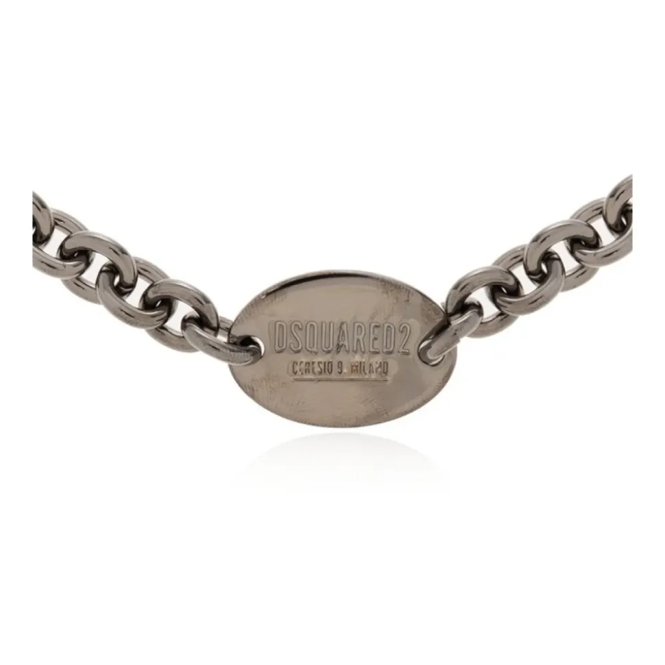 Collana con catena e targhetta logo