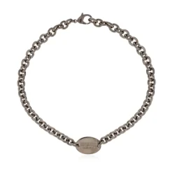 Collana con catena e targhetta logo