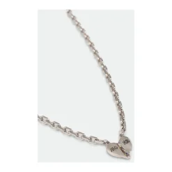 Collana in ottone placcato oro e argento con ciondoli