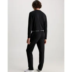 Completo Pantaloni Neri Design Elegante
