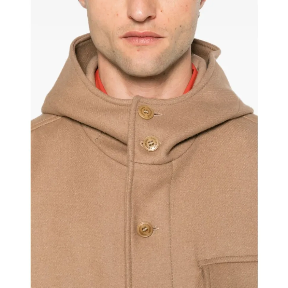 Costumein Coats