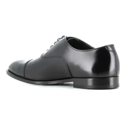 Doucal's Flat shoes
