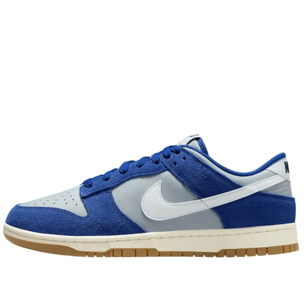 Dunk Low Retro SE