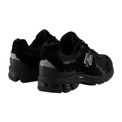 2002DX GORE-TEX Sneakers