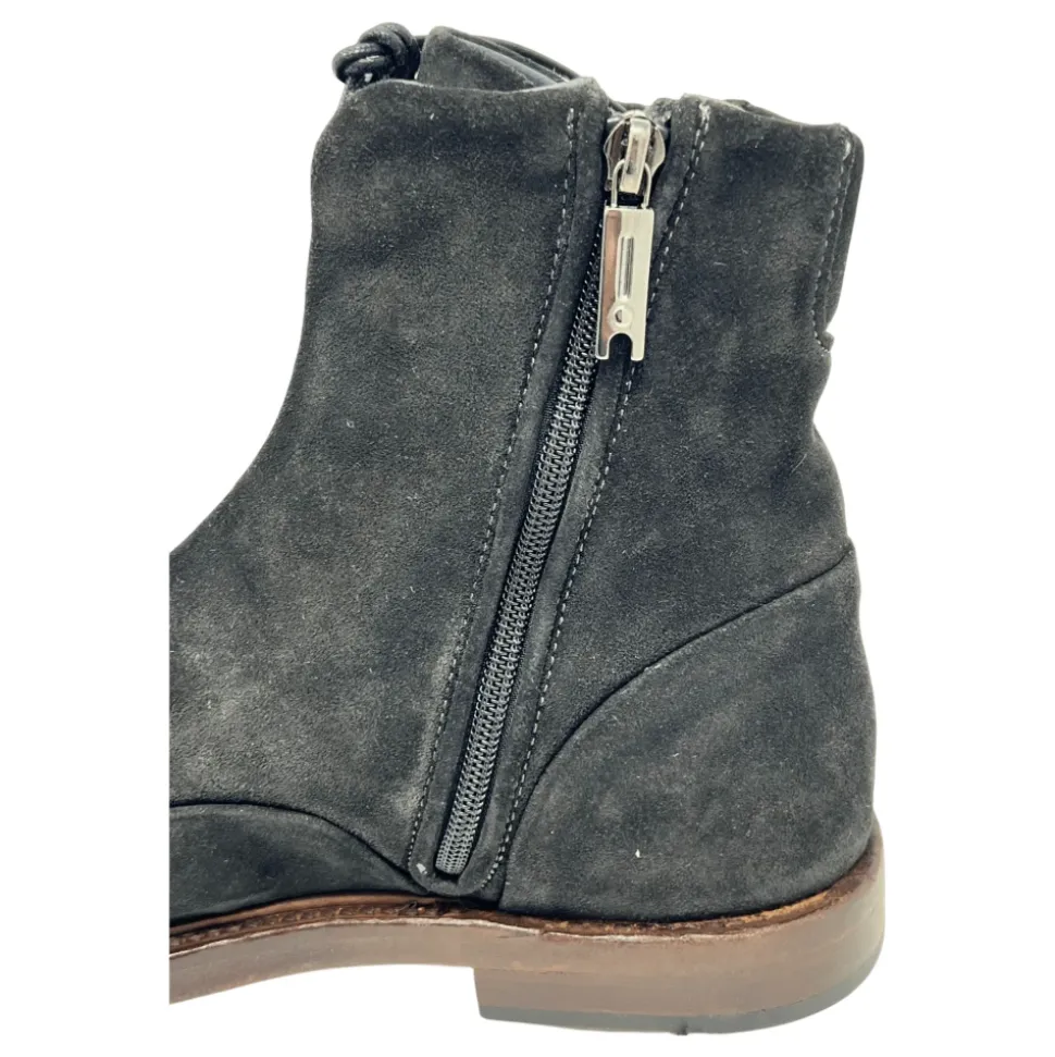 EL09A Otter Boot