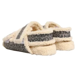 Flats Sandals