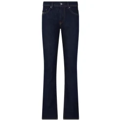 Jeans a gamba svasata in denim