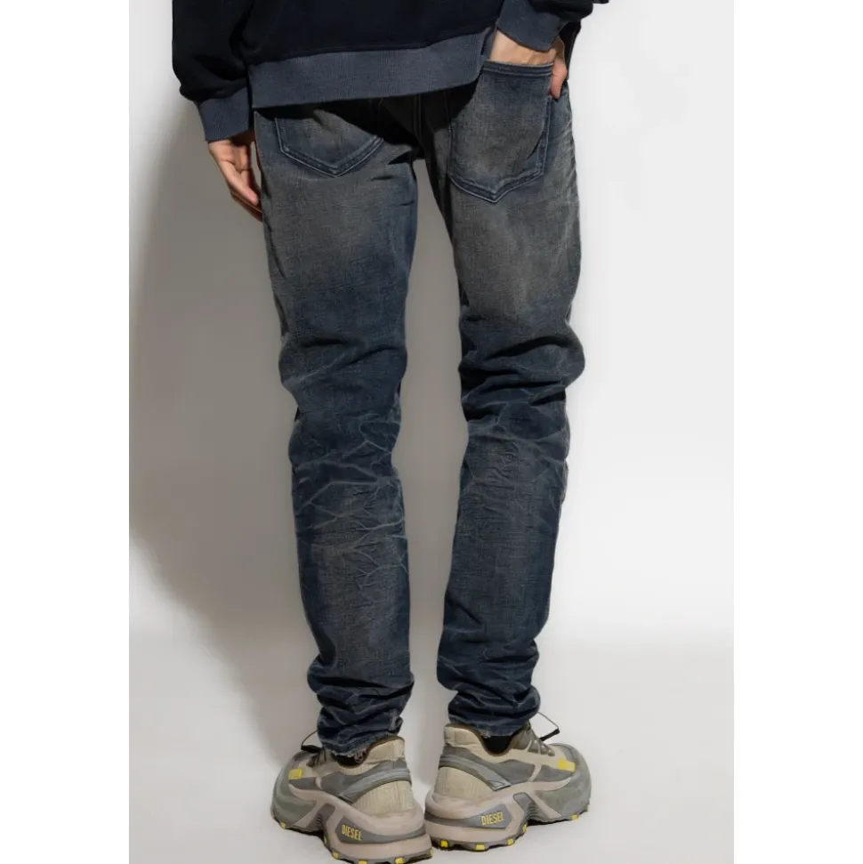 Jeans 2019 D-STRUKT