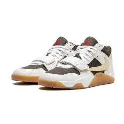 Jumpman Jack TR x Travis Scott Sail Sneaker
