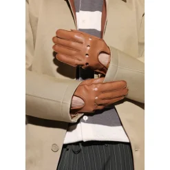 Leather gloves