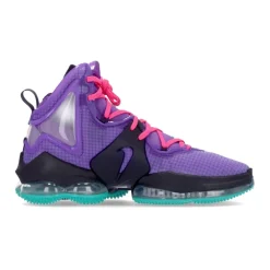 LeBron 19 Basketball Shoe