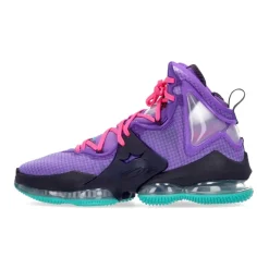 LeBron 19 Basketball Shoe