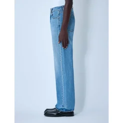 Le De-Nîmes Droit Jeans
