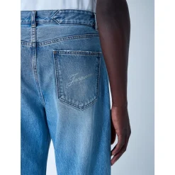 Le De-Nîmes Droit Jeans