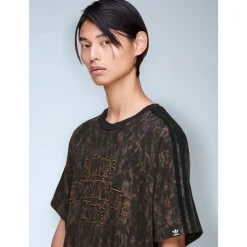 Logo Motif T-Shirt