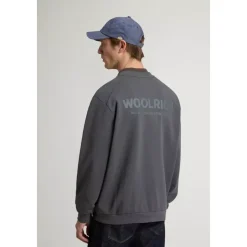 Macro Logo Crewneck