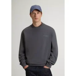 Macro Logo Crewneck