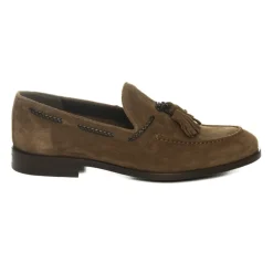 Mocassino con Nappe e Dettaglio Intrecciato