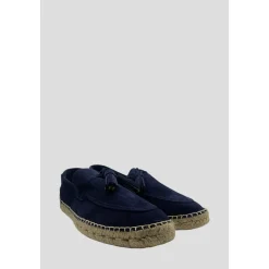 Mocassino con Nappe in Scamosciato