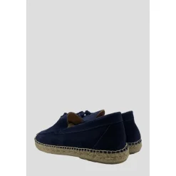 Mocassino con Nappe in Scamosciato