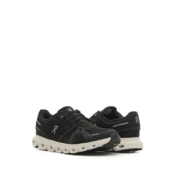 ON Sneakers