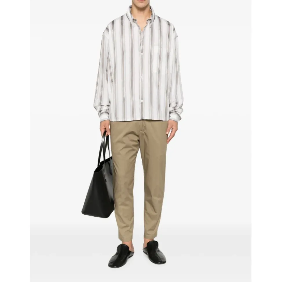 Pantaloni Chino con Pinces