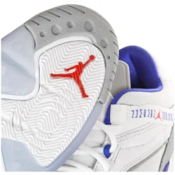 Point Lane Low-Top Sneaker