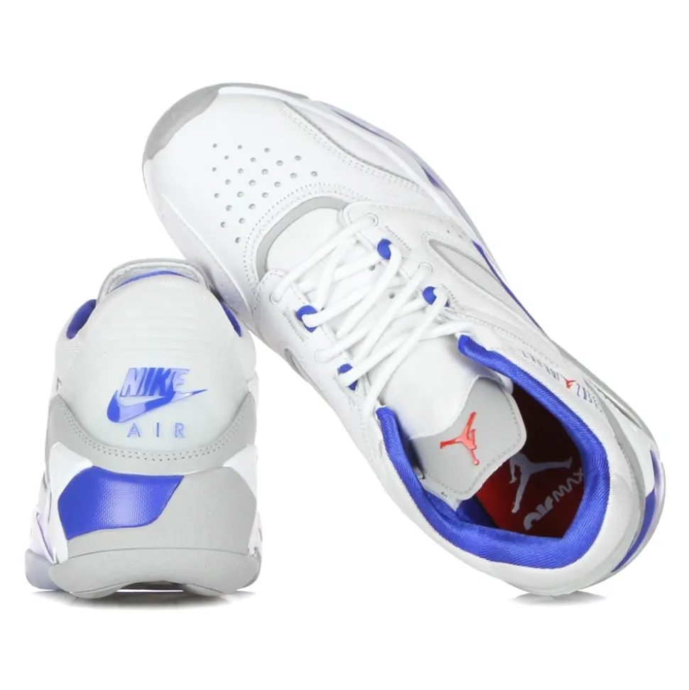 Point Lane Low-Top Sneaker