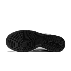 Retro Dunk Low Sneakers in Pelle
