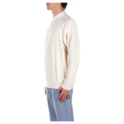 Round-neck Knitwear